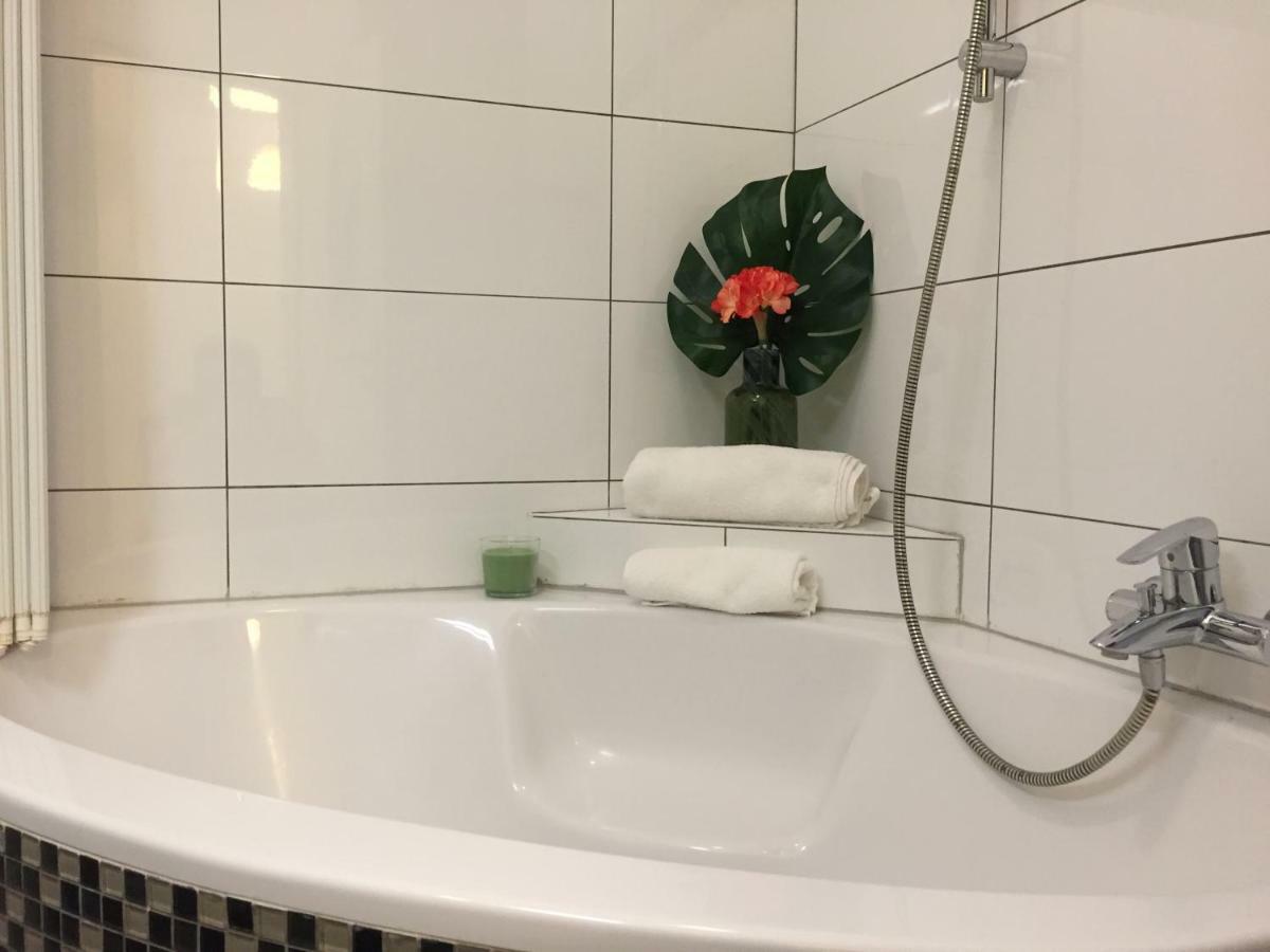 Schoenbrunn Apartment Вена Экстерьер фото
